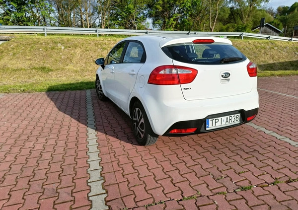 Kia Rio cena 23200 przebieg: 177000, rok produkcji 2013 z Pińczów małe 326